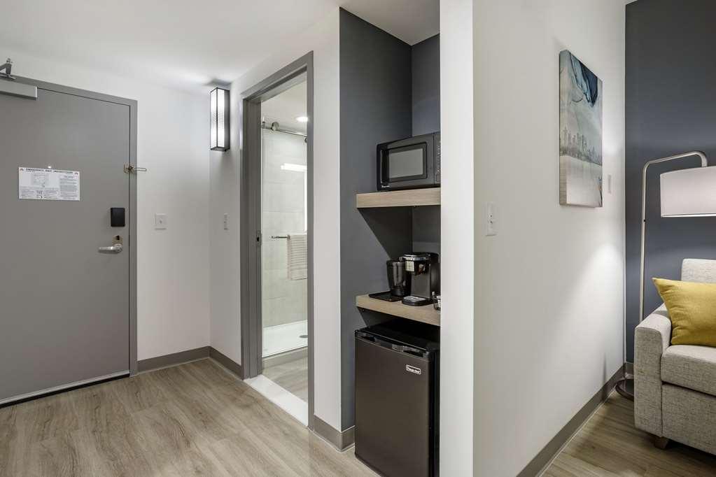 Comfort Inn & Suites Newark Liberty International Airport Стая снимка