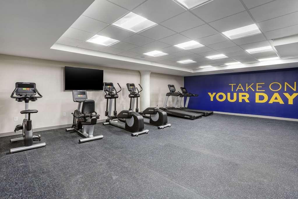 Comfort Inn & Suites Newark Liberty International Airport Съоръжения снимка